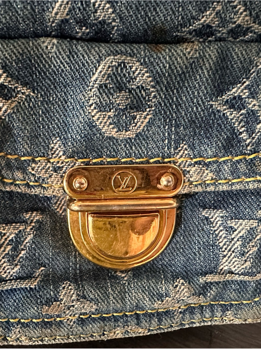 Louis Vuitton Blue Denim Speedy Monogram Satchel with Tan Leather Trim - Picture 4 of 13